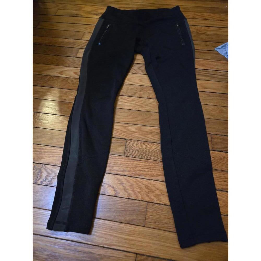 Arhleta Black fleece lined Leggings with Side Stripe and Zipper Pockets